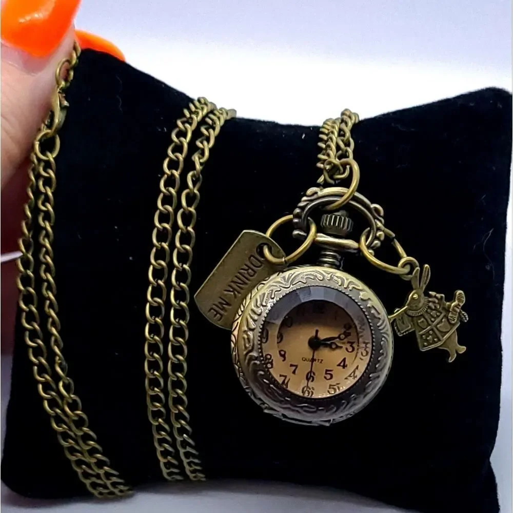 Alice In Wonderland Engraved Antique Bronze Quartz Pocket Watch Necklace Rabbit